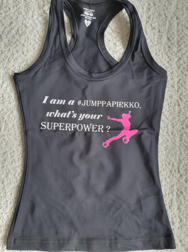 Jumppapirkko T-shirt: Black- toppi