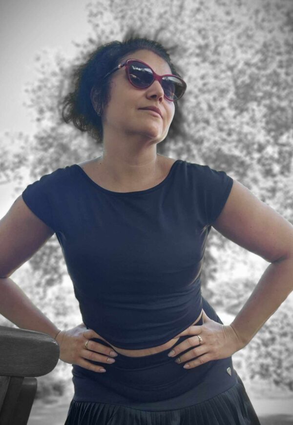 Fancy black croptop