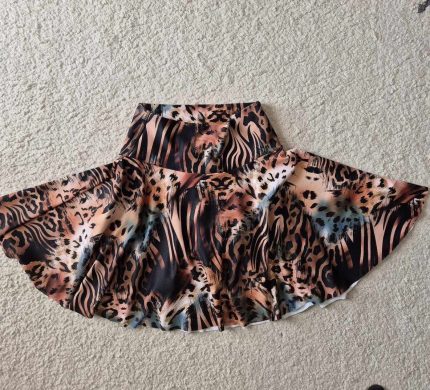 Tiger urheiluhame -skirt with shorts